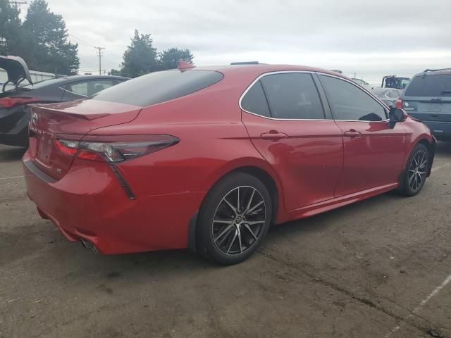 2022 Toyota Camry SE