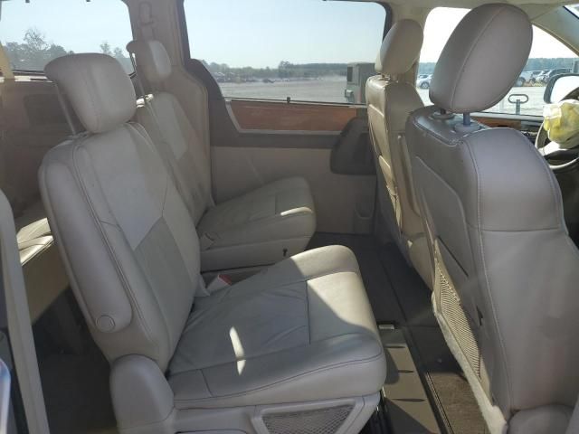 2008 Chrysler Town & Country Limited