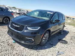 Chrysler Pacifica Hybrid Touring l Vehiculos salvage en venta: 2022 Chrysler Pacifica Hybrid Touring L