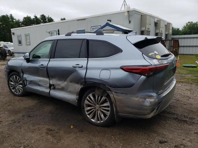 2021 Toyota Highlander Hybrid Platinum