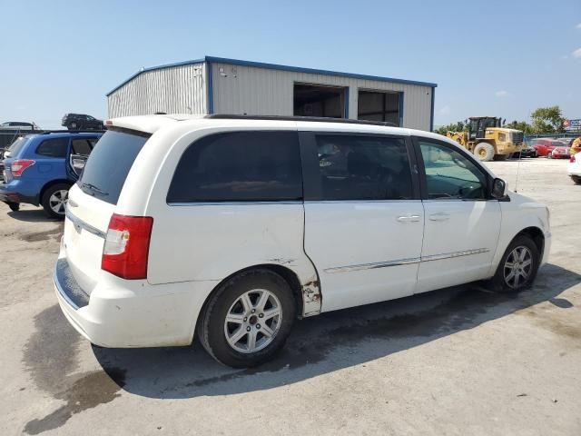 2012 Chrysler Town & Country Touring