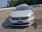 2015 Volkswagen Passat SEL