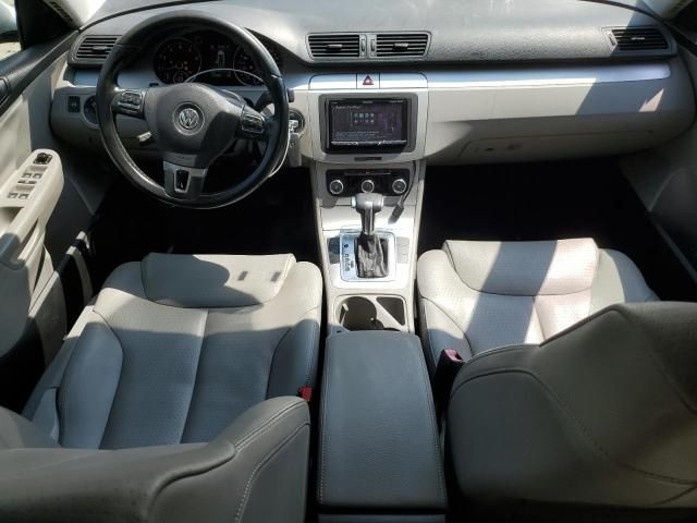 2010 Volkswagen Passat Komfort