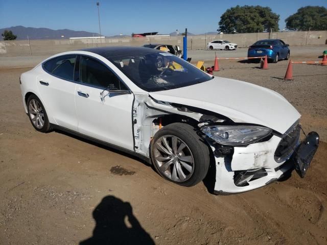 2015 Tesla Model S 70D