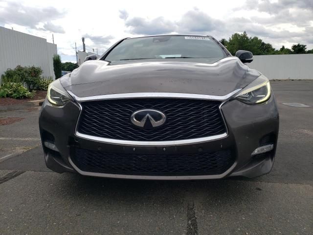 2017 Infiniti QX30 Base