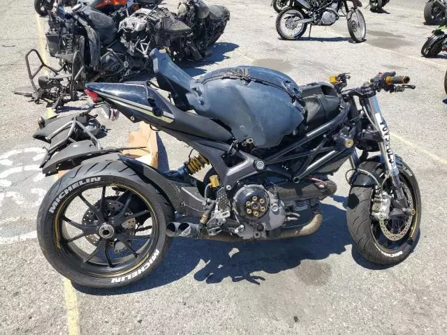 2010 Ducati Monster 1100 / 1100 S