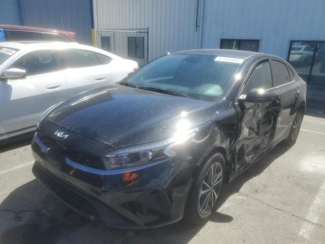 2022 KIA Forte FE