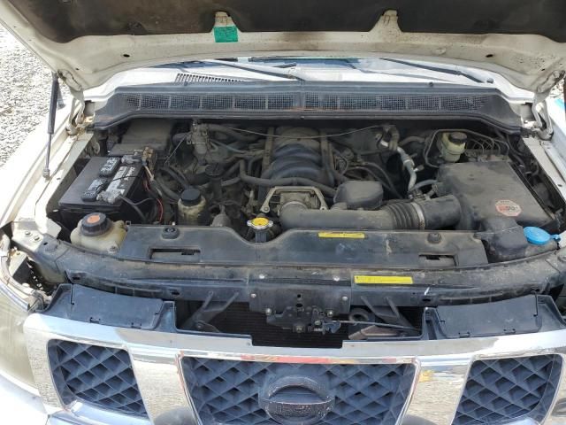 2004 Nissan Titan XE