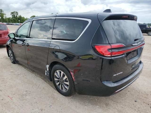 2022 Chrysler Pacifica Hybrid Touring L