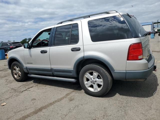 2004 Ford Explorer XLT