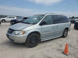 Carros dañados por inundaciones a la venta en subasta: 2002 Chrysler Town & Country Limited