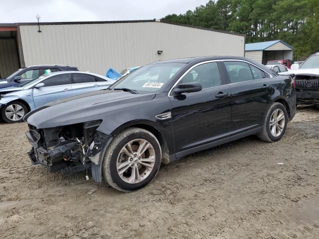 2018 Ford Taurus SEL