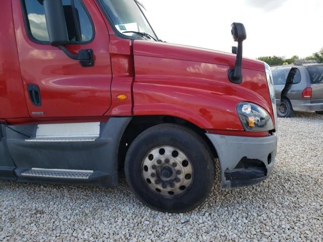 2016 Freightliner Cascadia 125