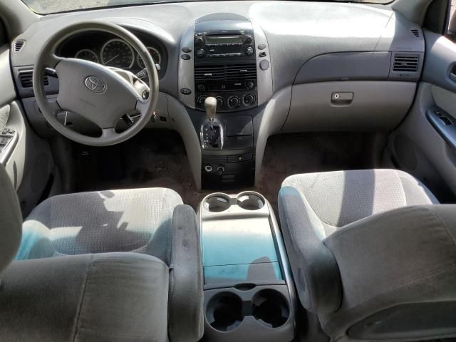 2008 Toyota Sienna CE