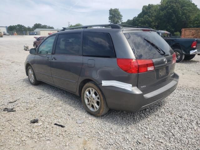 2005 Toyota Sienna XLE