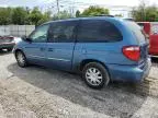 2005 Chrysler Town & Country Touring