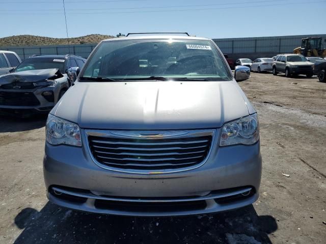 2016 Chrysler Town & Country Limited