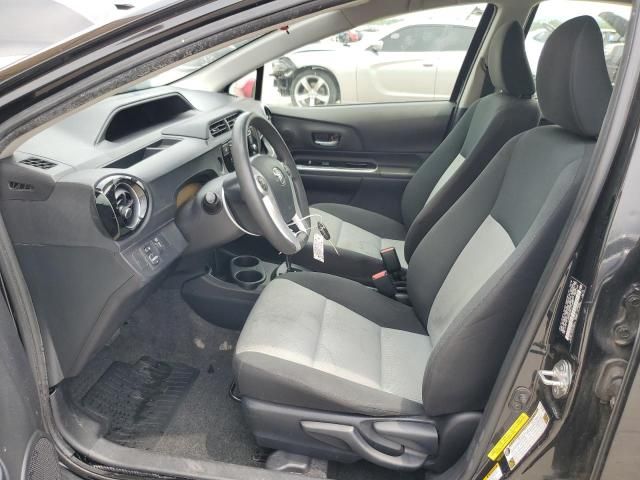 2016 Toyota Prius C