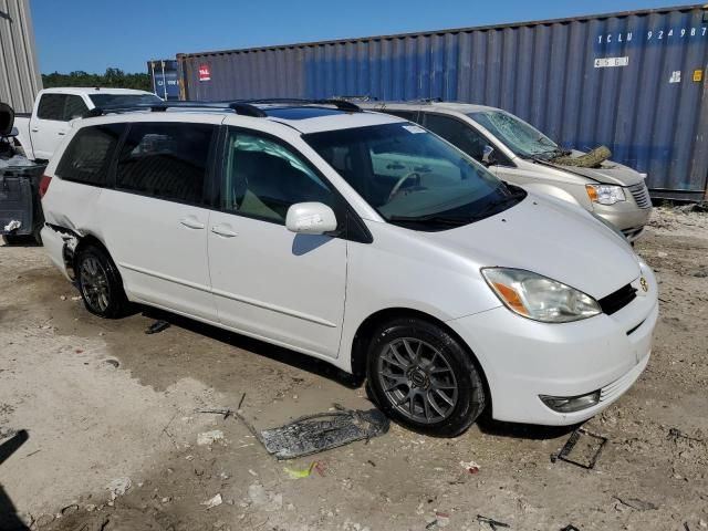 2004 Toyota Sienna XLE