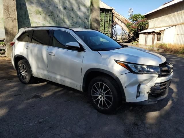 2017 Toyota Highlander SE