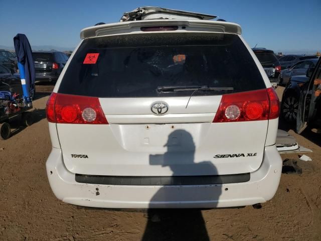 2008 Toyota Sienna XLE