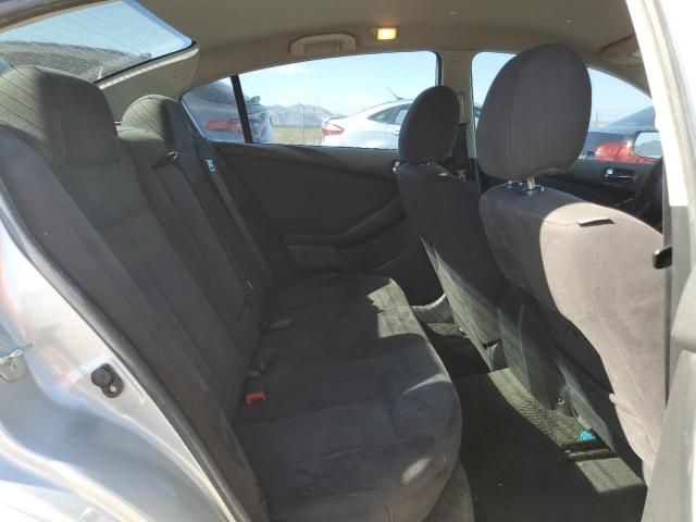 2010 Nissan Altima Base