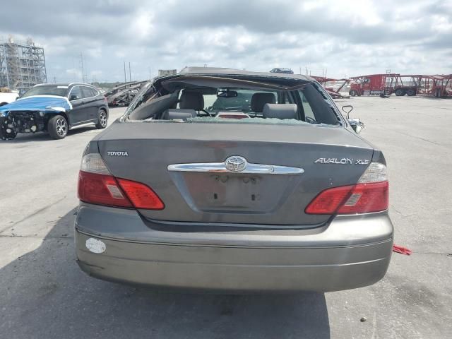 2004 Toyota Avalon XL