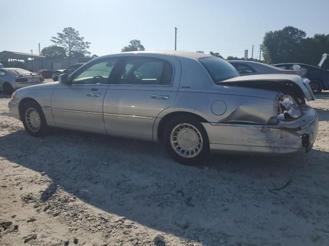 2000 Lincoln Town Car Executive