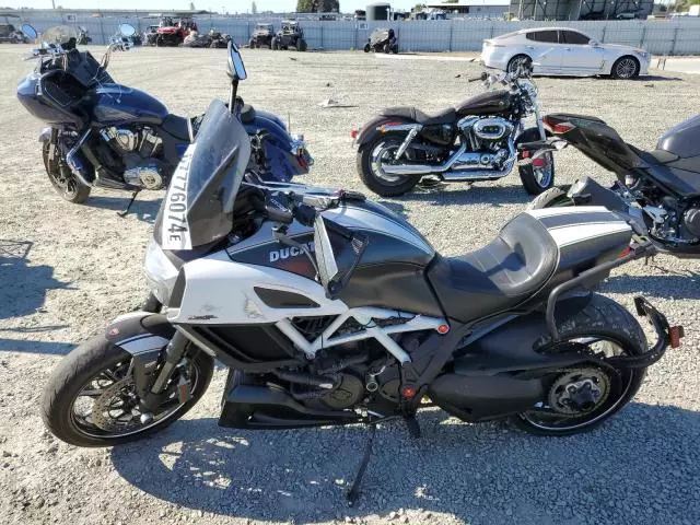 2015 Ducati Diavel