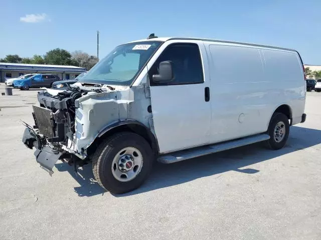 2020 GMC Savana G2500