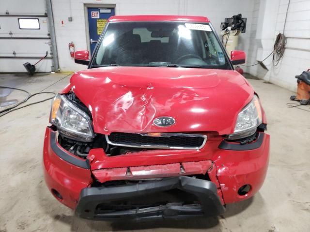 2011 KIA Soul +