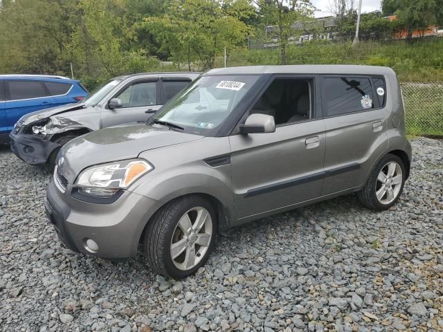 2010 KIA Soul +