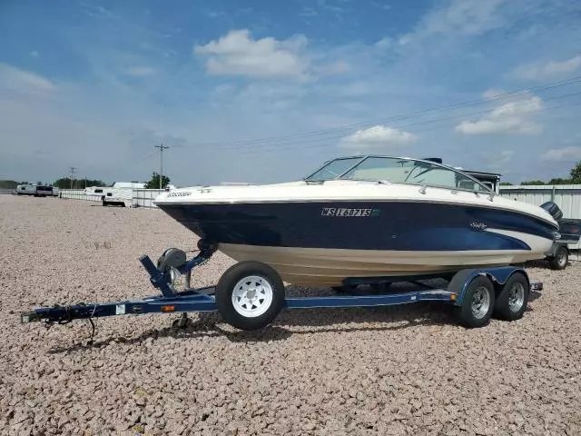 1999 Sea Ray Boat