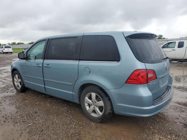 2010 Volkswagen Routan SEL