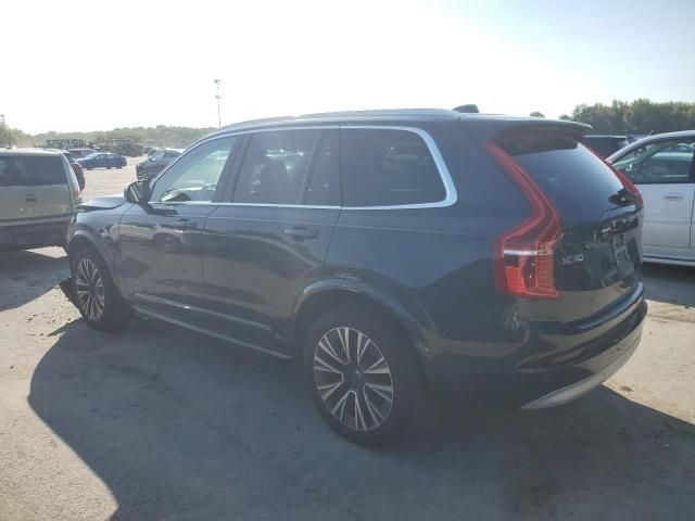 2022 Volvo XC90 T6 Momentum