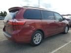 2016 Toyota Sienna XLE