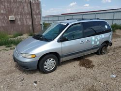 Chrysler Voyager se salvage cars for sale: 2000 Chrysler Voyager SE