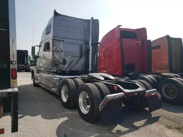 2015 Volvo VN VNL