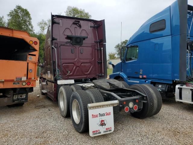 2017 Freightliner Cascadia 125