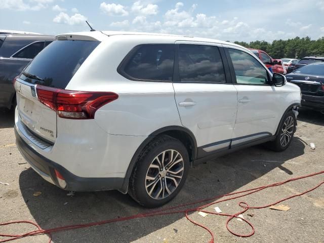 2016 Mitsubishi Outlander SE