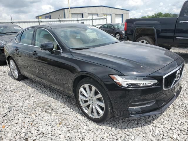 2017 Volvo S90 T6 Momentum