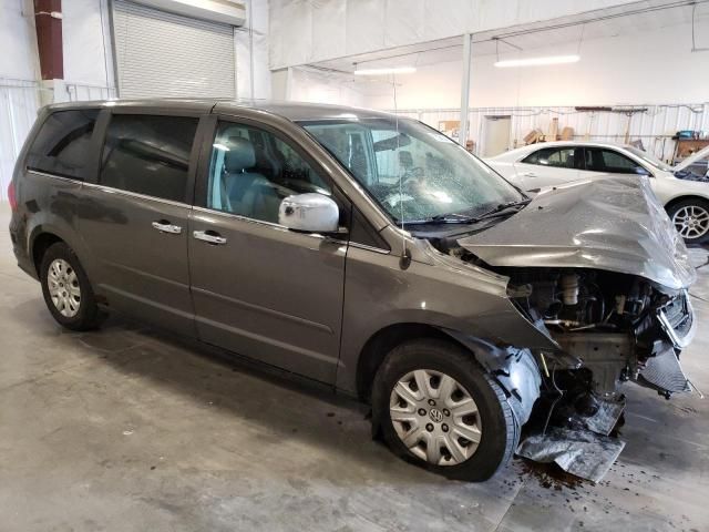 2010 Volkswagen Routan S