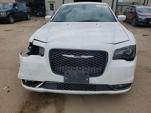 2017 Chrysler 300 S