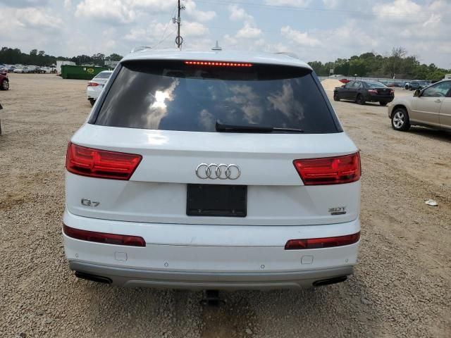 2017 Audi Q7 Premium Plus