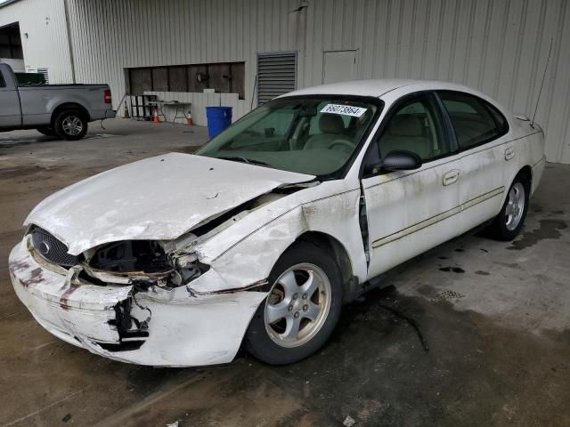 2005 Ford Taurus SE