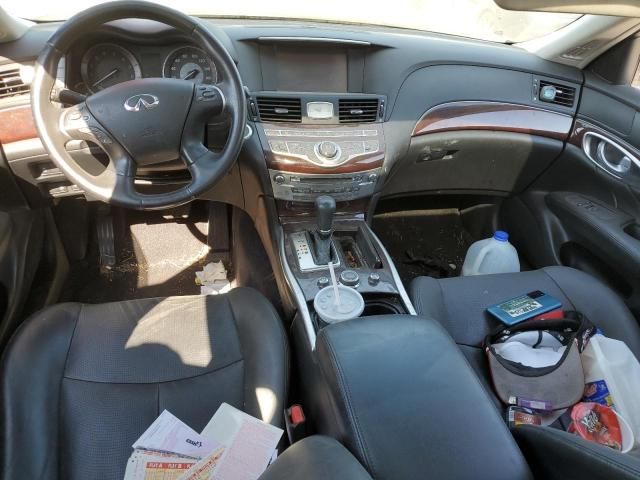 2015 Infiniti Q70 3.7