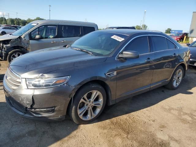 2018 Ford Taurus SEL