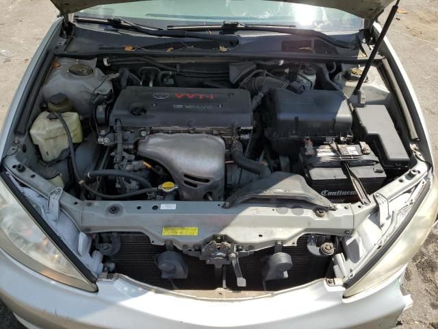 2004 Toyota Camry LE