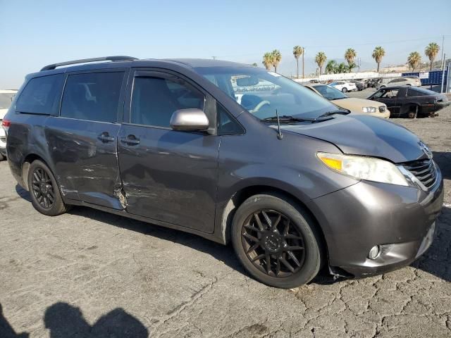 2014 Toyota Sienna LE