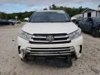 2017 Toyota Highlander SE